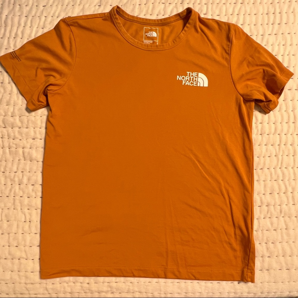 The North Face Mens shortsleeved t-shirt